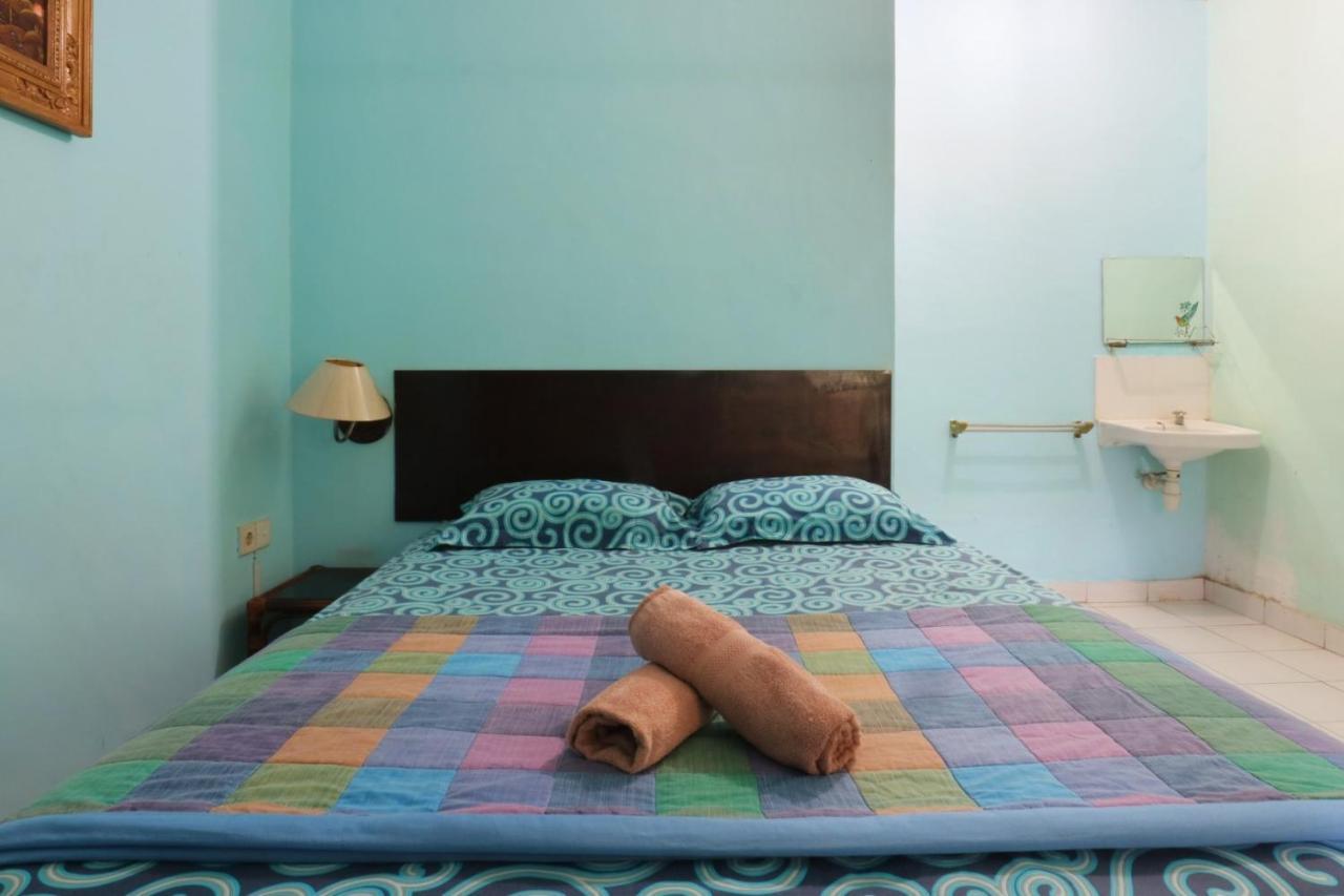 Mustika Inn Kuta Lombok Buitenkant foto