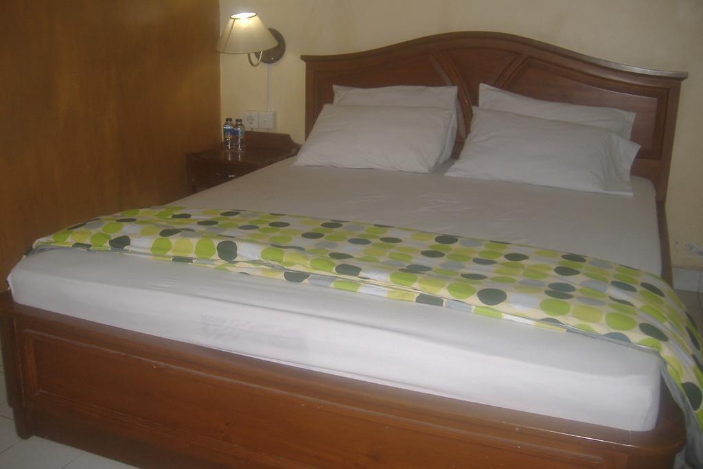 Mustika Inn Kuta Lombok Kamer foto