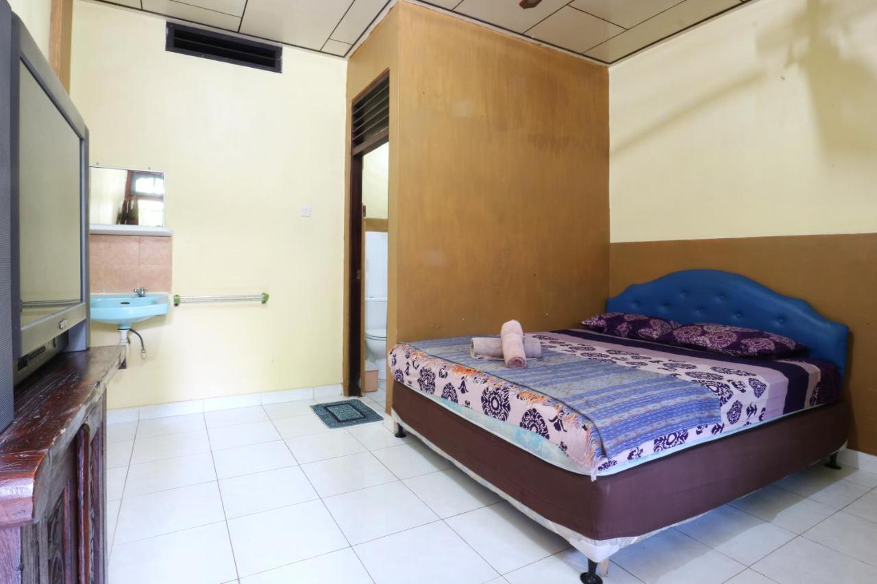 Mustika Inn Kuta Lombok Buitenkant foto