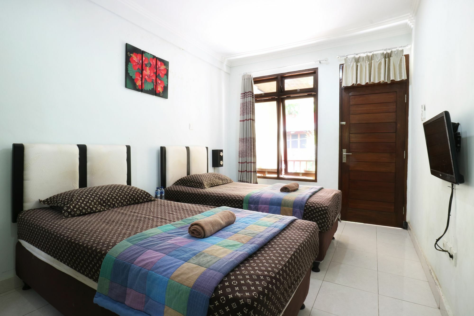 Mustika Inn Kuta Lombok Buitenkant foto