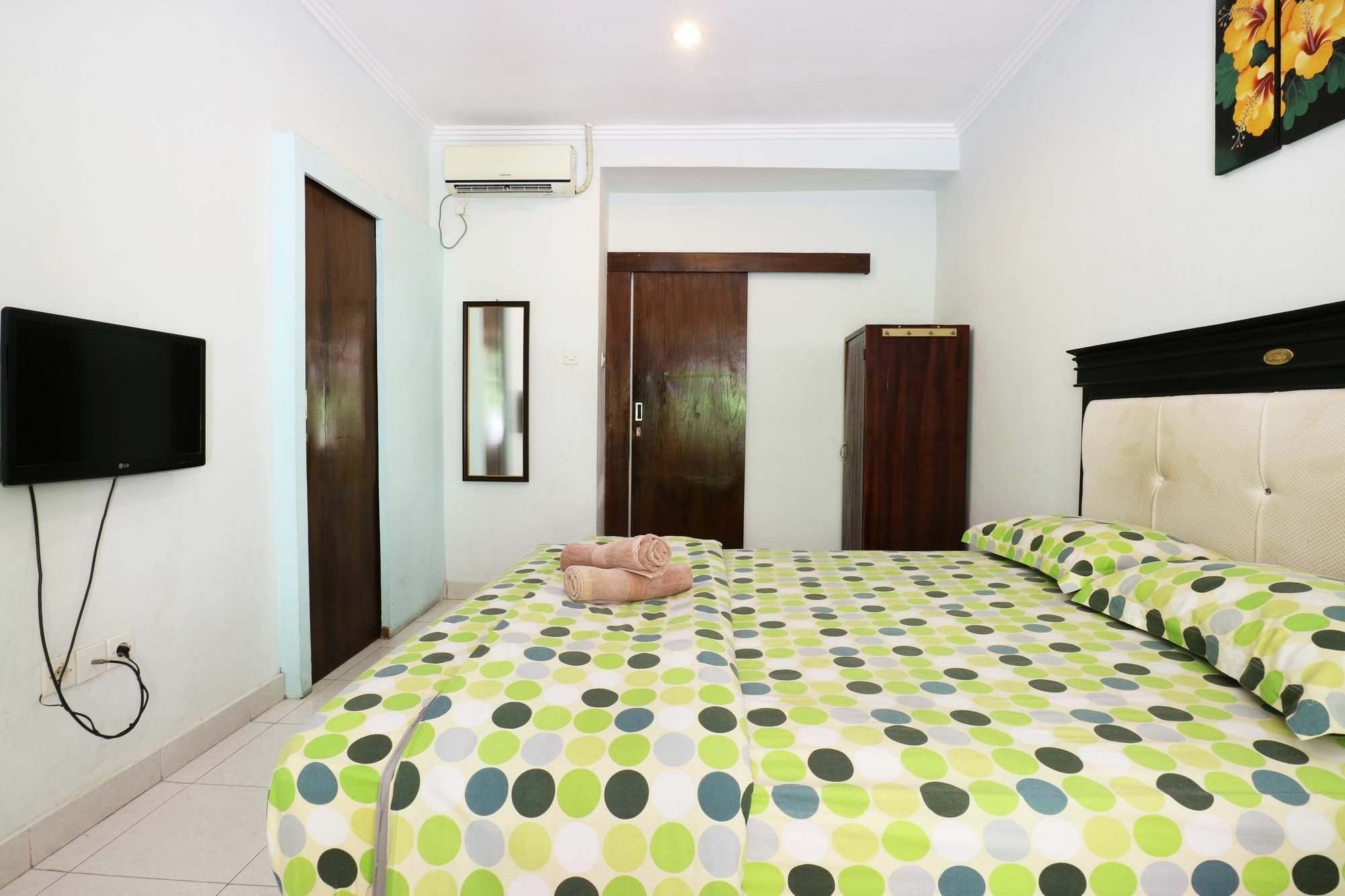 Mustika Inn Kuta Lombok Buitenkant foto